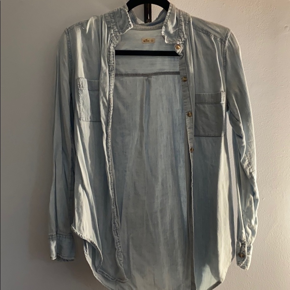hollister button up shirt